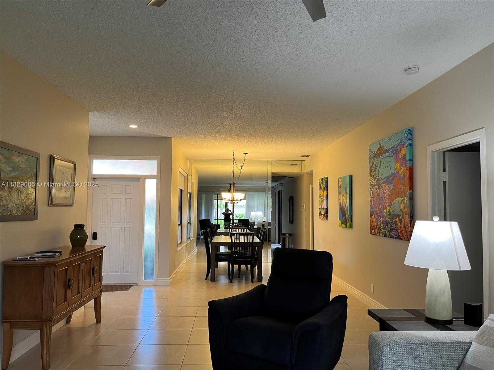 Small Image of Palm Beach Gardens Number 7