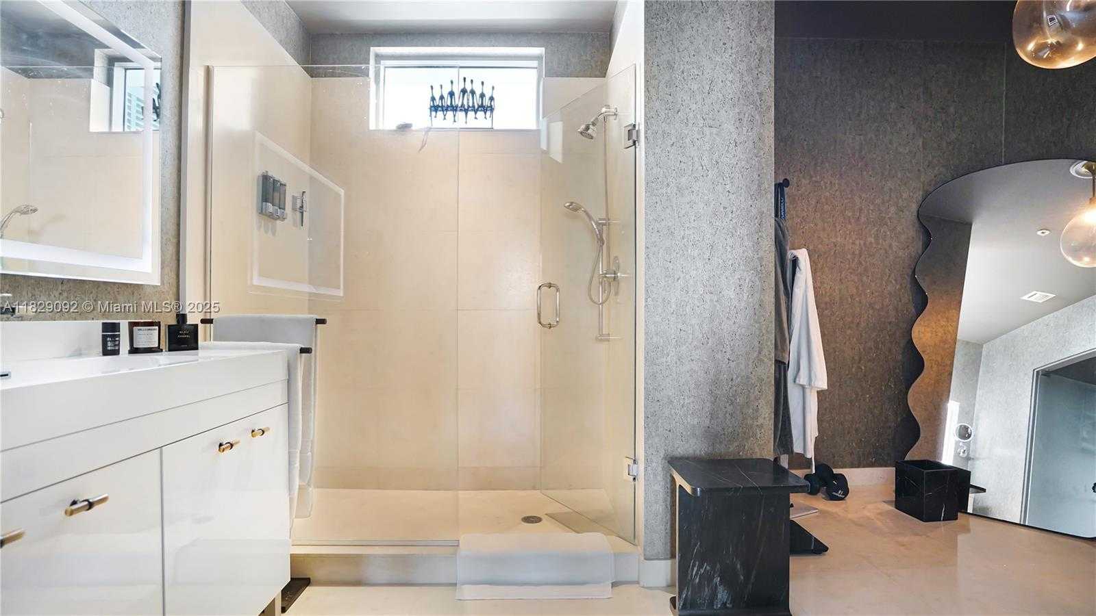 Small Image of 7934 WEST DR #902, North Bay Village Number 25