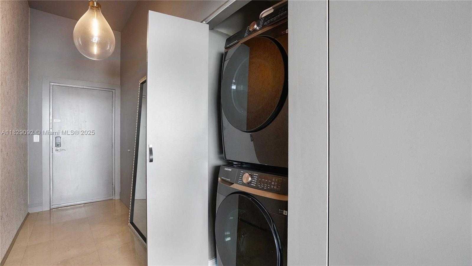 Small Image of 7934 WEST DR #902, North Bay Village Number 39