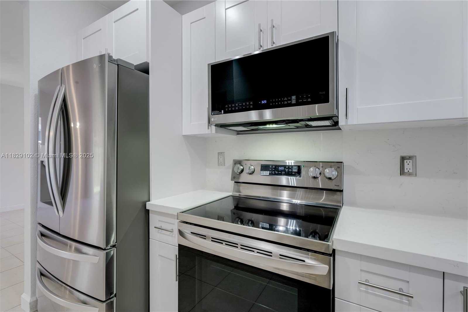 Small Image of 383 NORTH EAST 34TH TER #383, Homestead Number 14