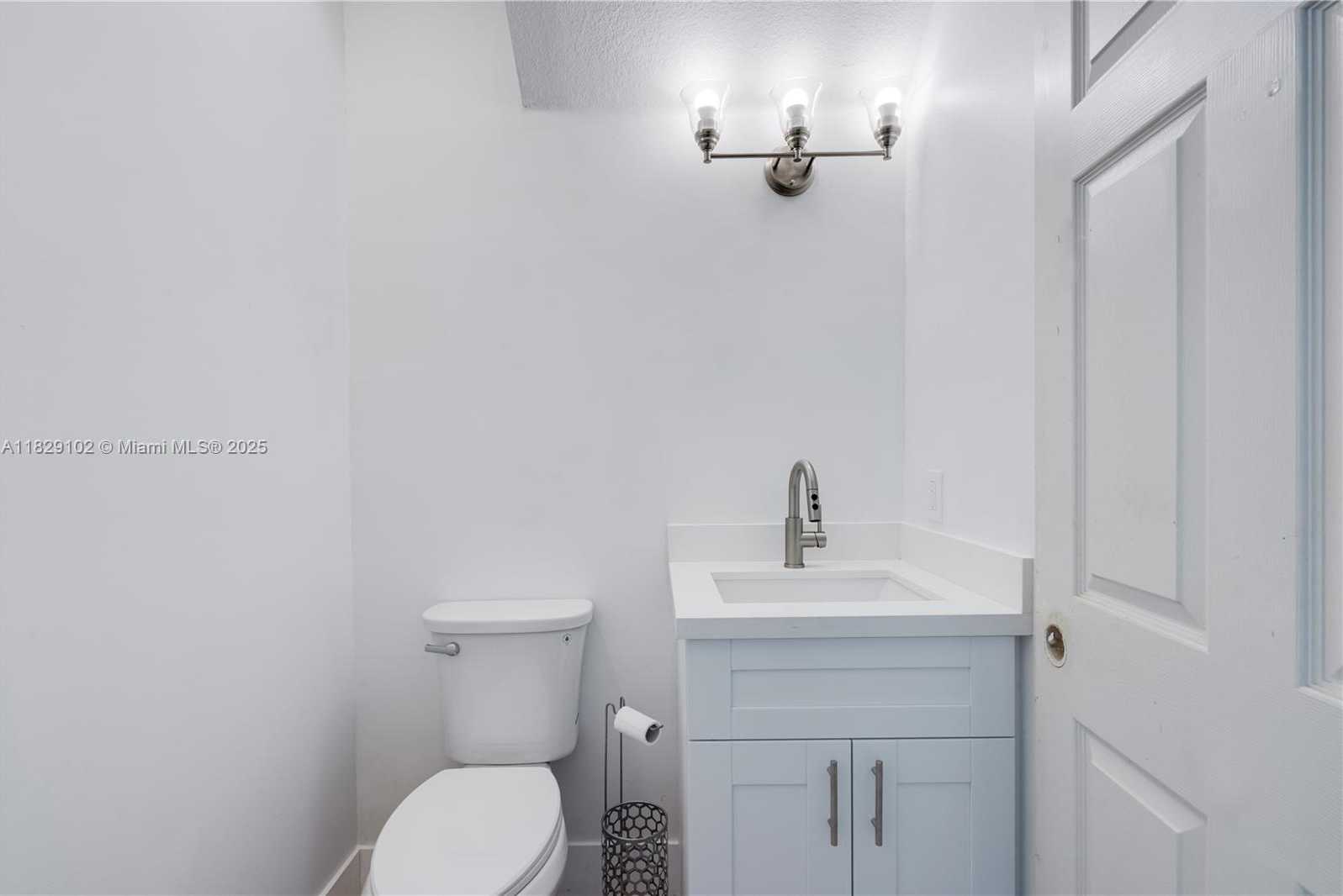 Small Image of 383 NORTH EAST 34TH TER #383, Homestead Number 16