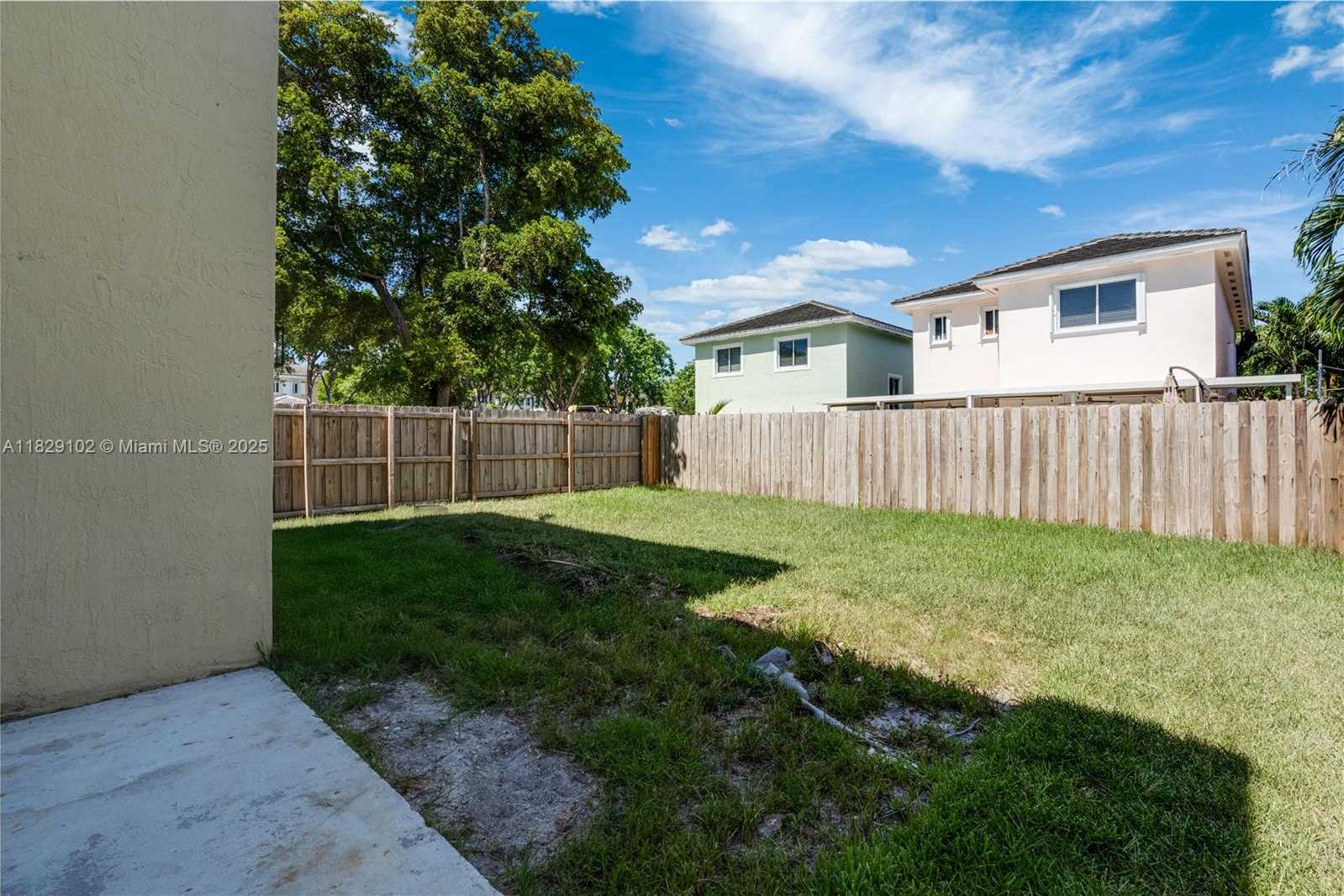 Small Image of 383 NORTH EAST 34TH TER #383, Homestead Number 27