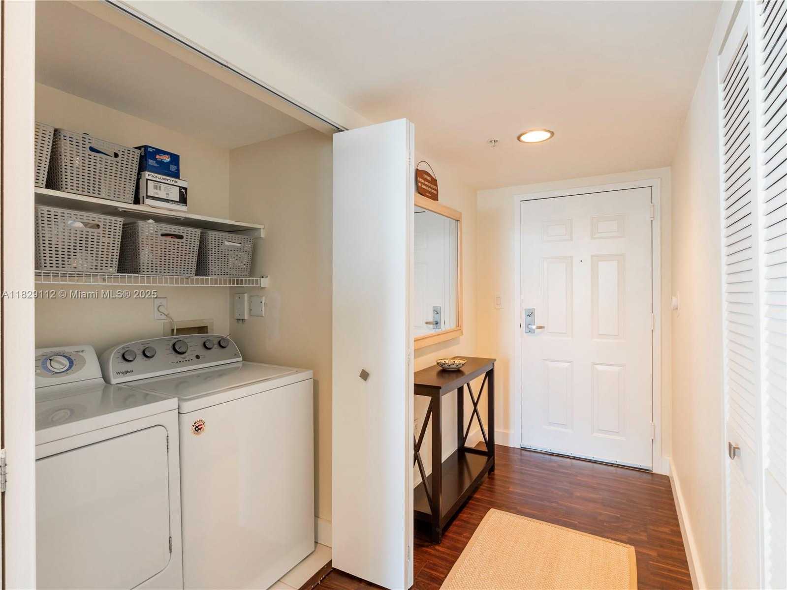 Small Image of 1155 BRICKELL BAY DR #2101, Miami Number 14