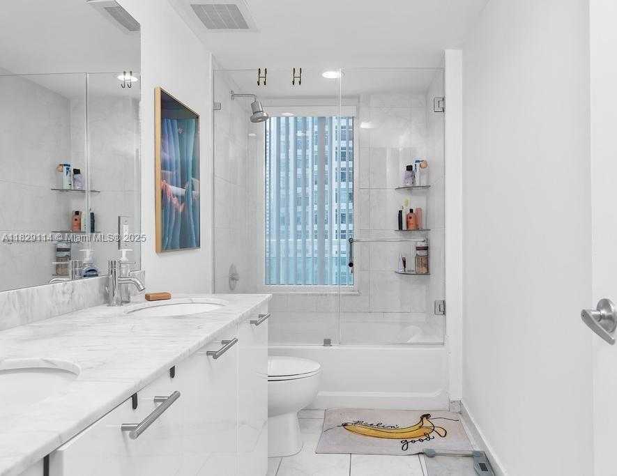 Small Image of 951 BRICKELL AVE #1100, Miami Number 10