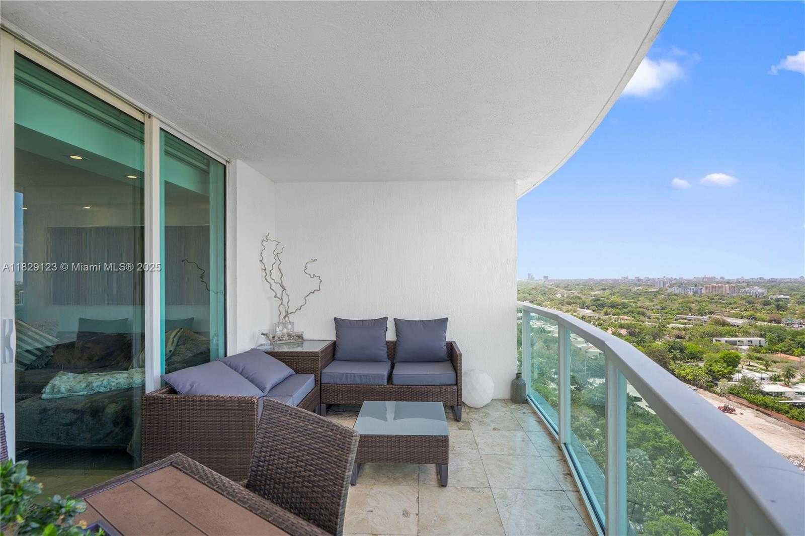 Small Image of 2101 BRICKELL AVE #2001, Miami Number 17