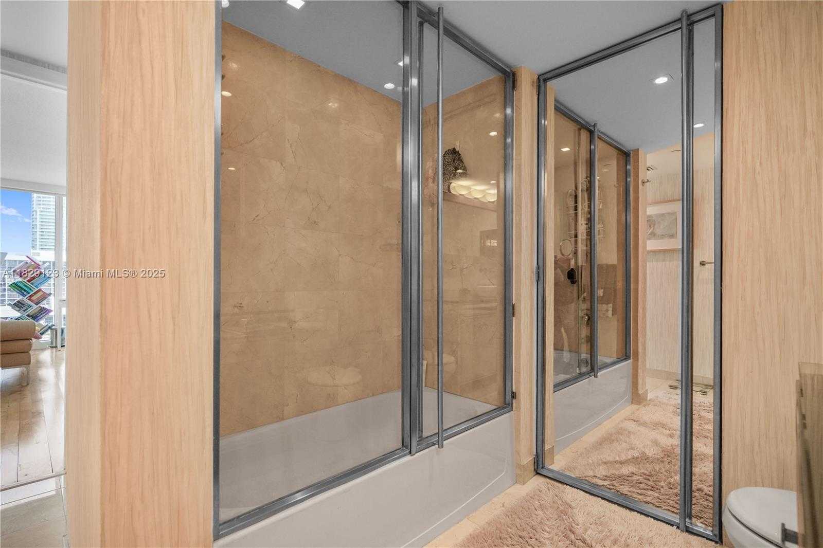 Small Image of 2101 BRICKELL AVE #2001, Miami Number 28