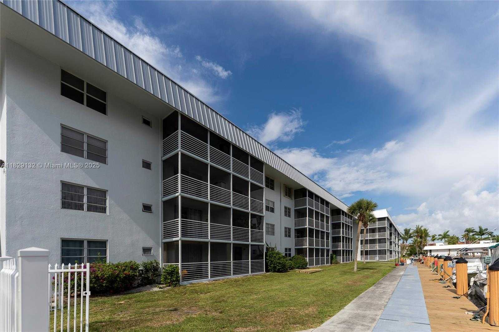 Small Image of 3551 NORTH EAST 169TH ST #411, North Miami Beach Number 8