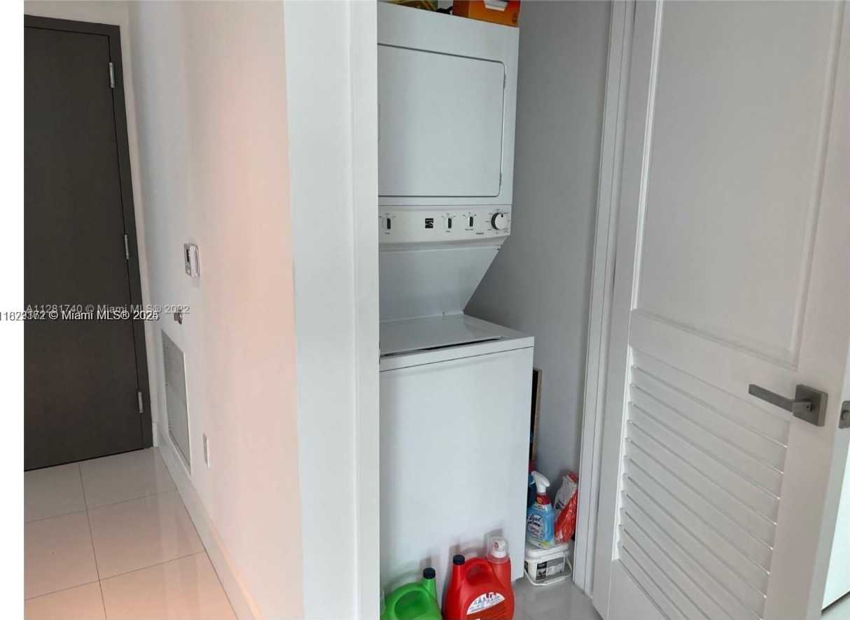 Small Image of 1080 BRICKELL AVE #3109, Miami Number 6