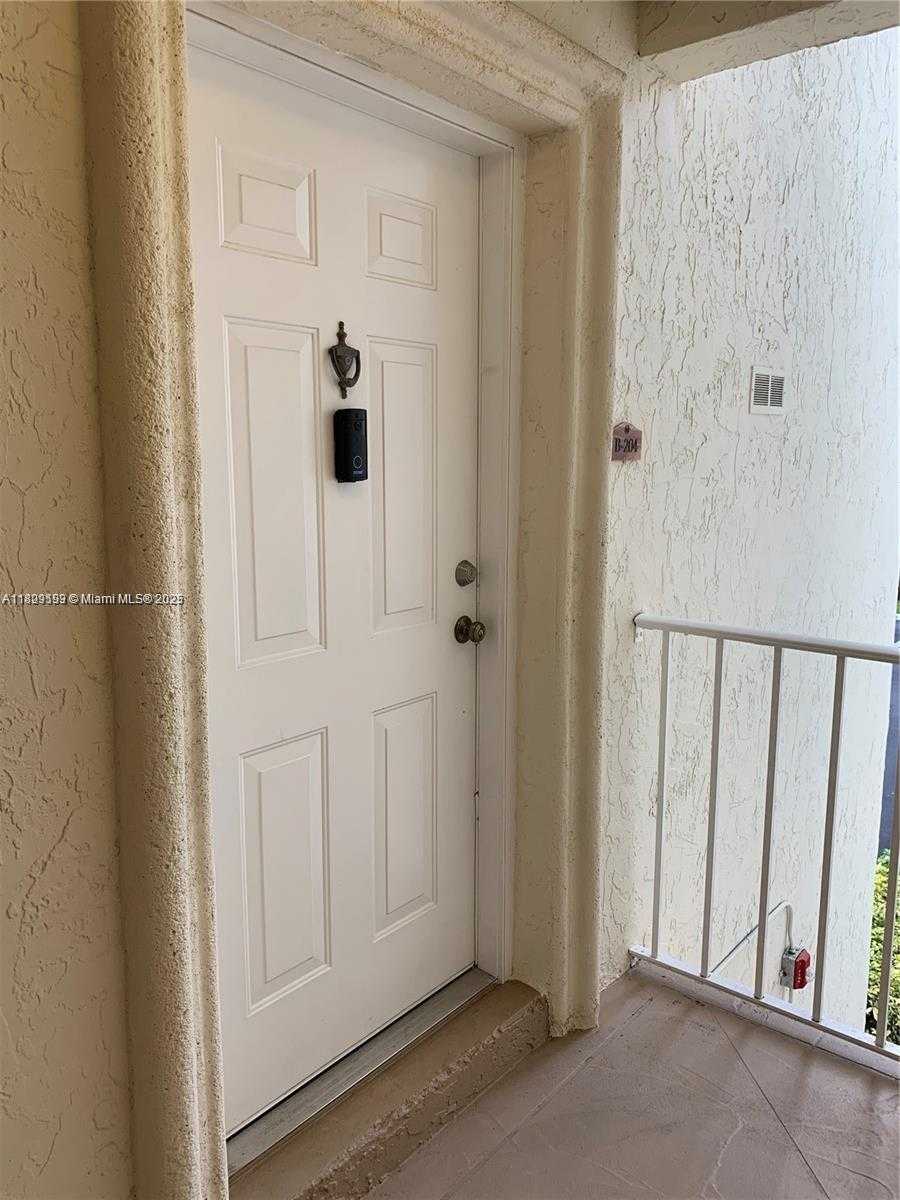 Small Image of 9301 SOUTH WEST 92ND AVE #204B, Miami Number 2