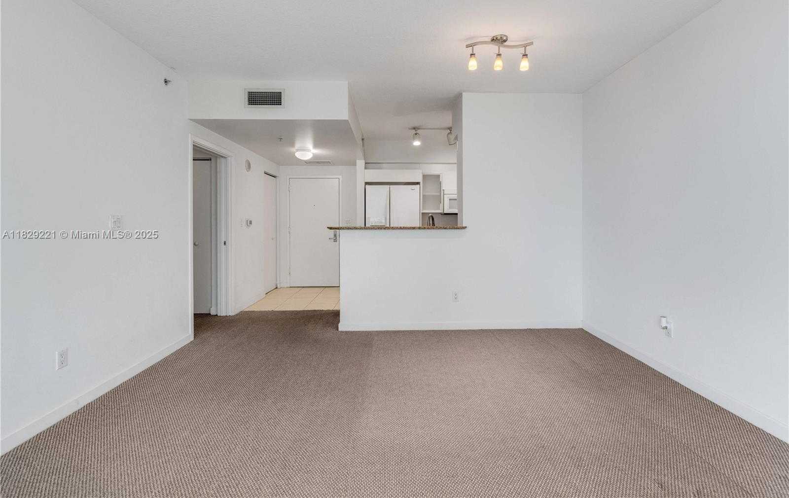 Small Image of 335 SOUTH BISCAYNE BLVD #1004, Miami Number 10