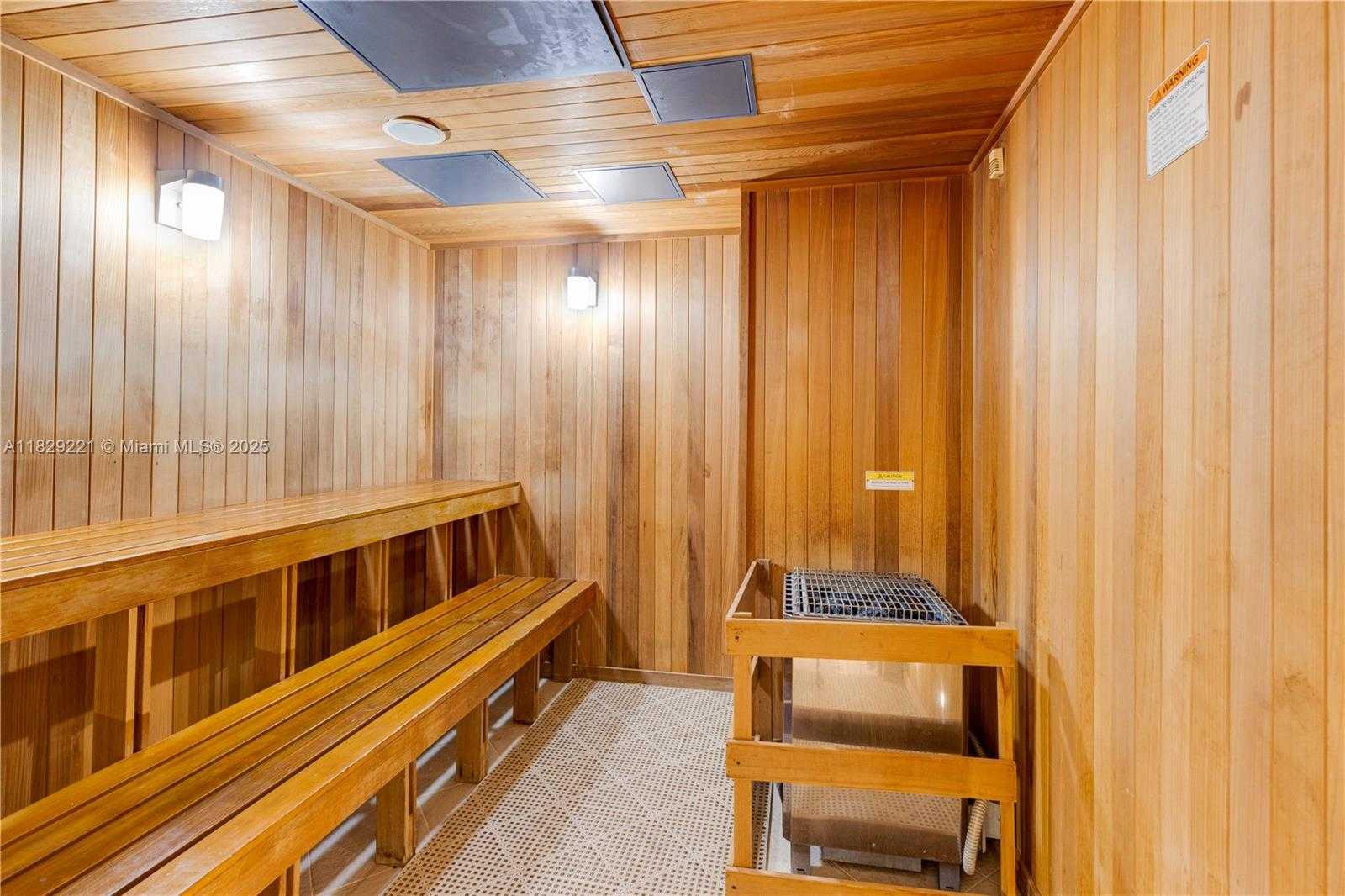 Small Image of 335 SOUTH BISCAYNE BLVD #1004, Miami Number 22