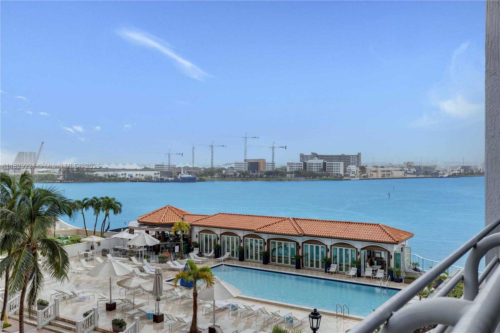 Small Image of 335 SOUTH BISCAYNE BLVD #1004, Miami Number 26