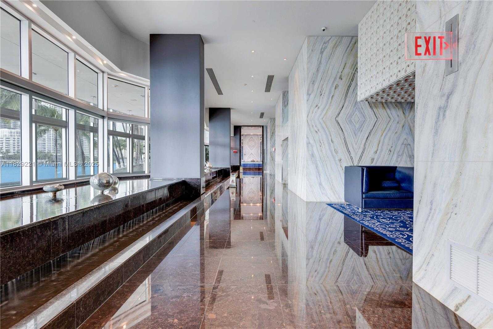 Small Image of 335 SOUTH BISCAYNE BLVD #1004, Miami Number 27