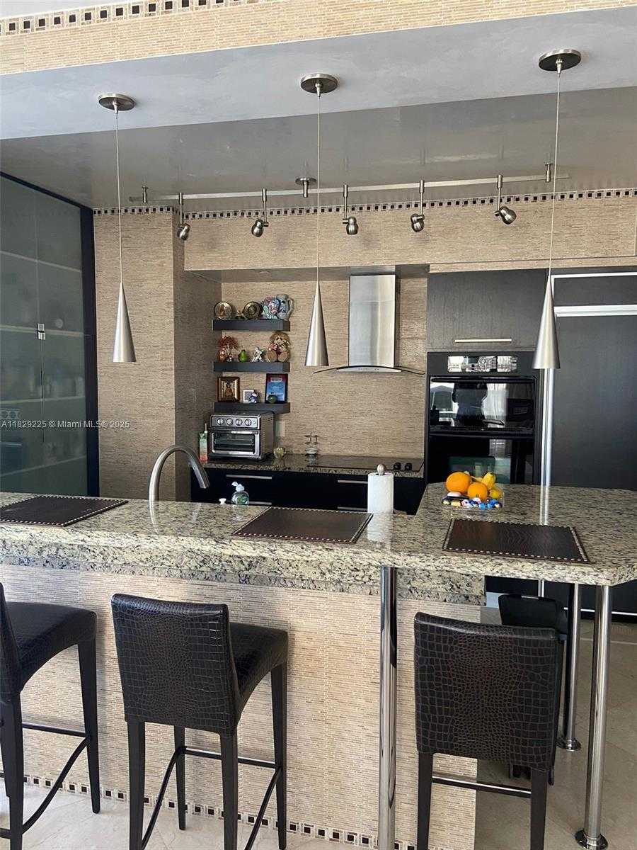 Small Image of 1830 SOUTH OCEAN DR #3306, Hallandale Beach Number 6