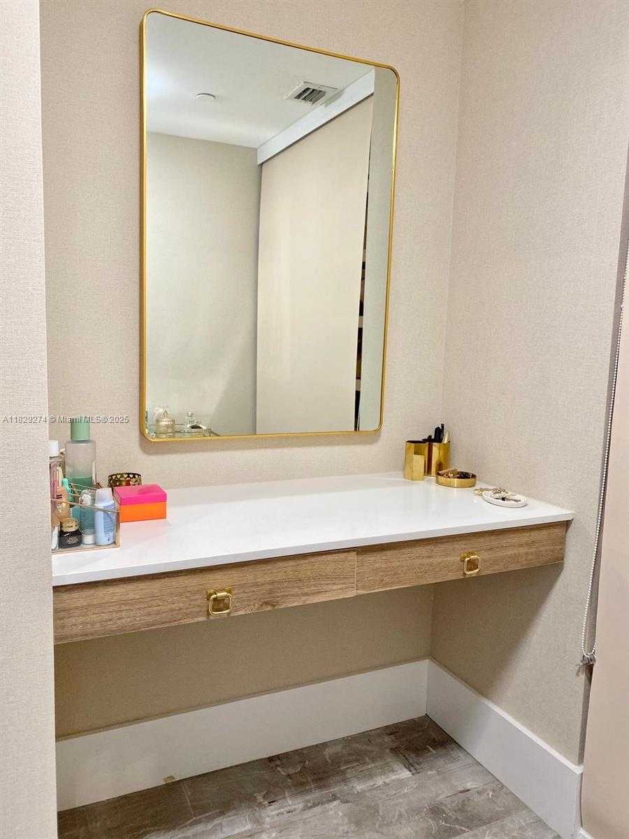 Small Image of 3300 NORTH EAST 191ST ST #1513, Aventura Number 27