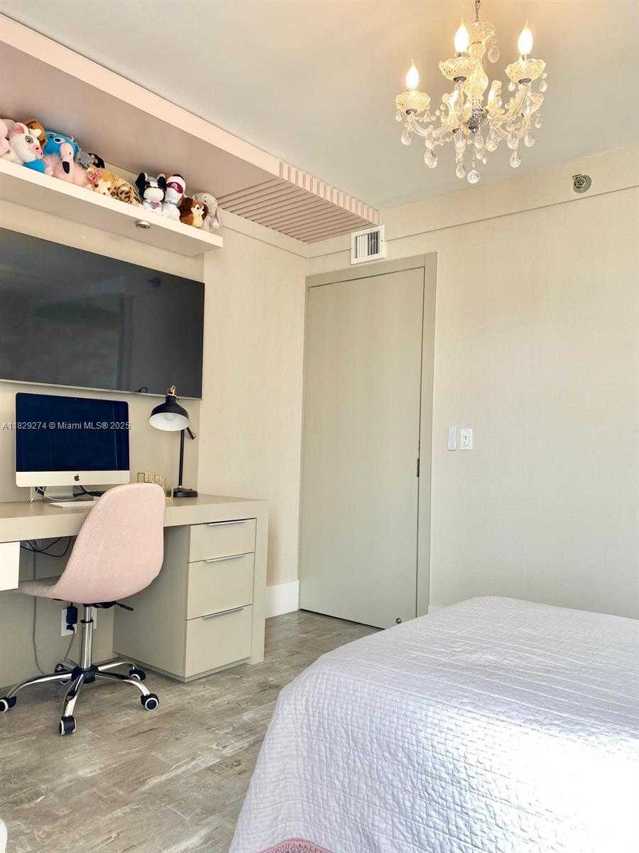 Small Image of 3300 NORTH EAST 191ST ST #1513, Aventura Number 31