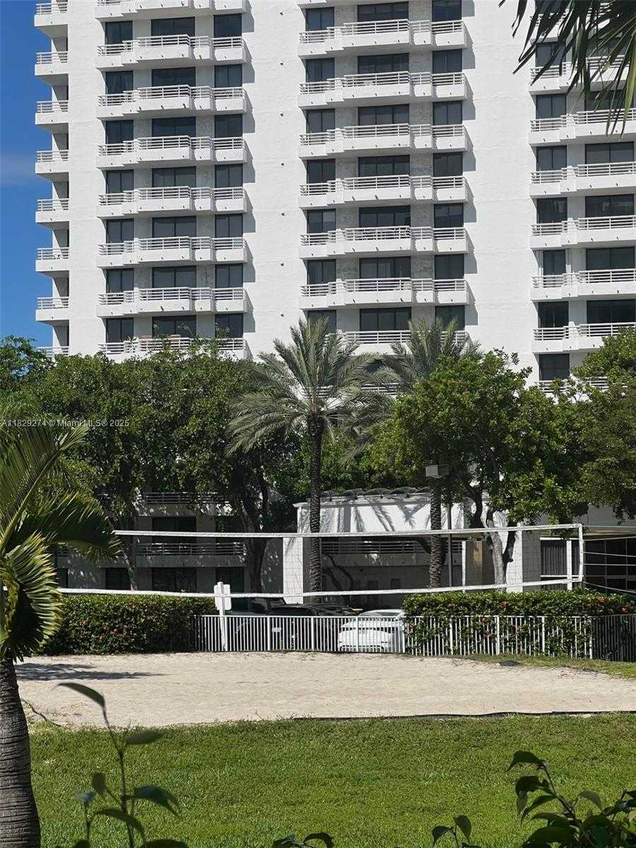 Small Image of 3300 NORTH EAST 191ST ST #1513, Aventura Number 35