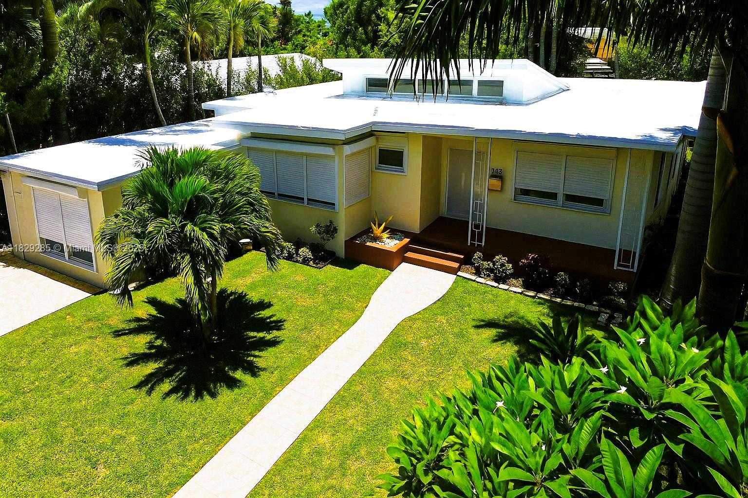 Small Image of 1325 MARSEILLE DR, Miami Beach Number 5