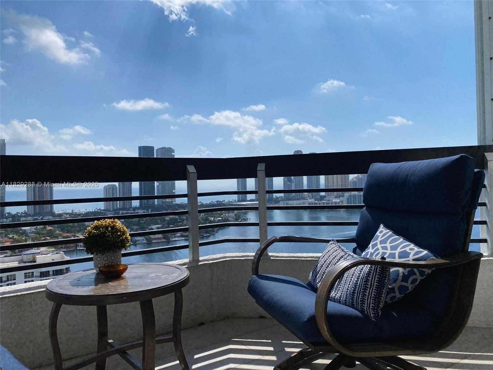 Small Image of 3530 MYSTIC POINTE DR #3014, Aventura Number 15