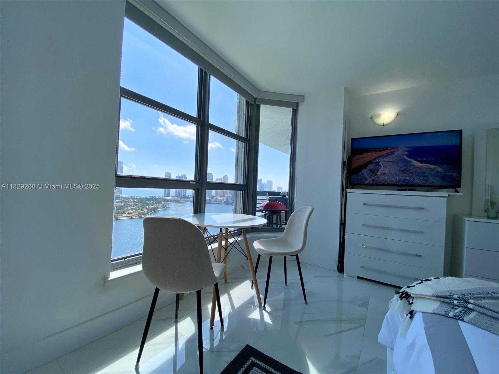 Small Image of 3530 MYSTIC POINTE DR #3014, Aventura Number 25