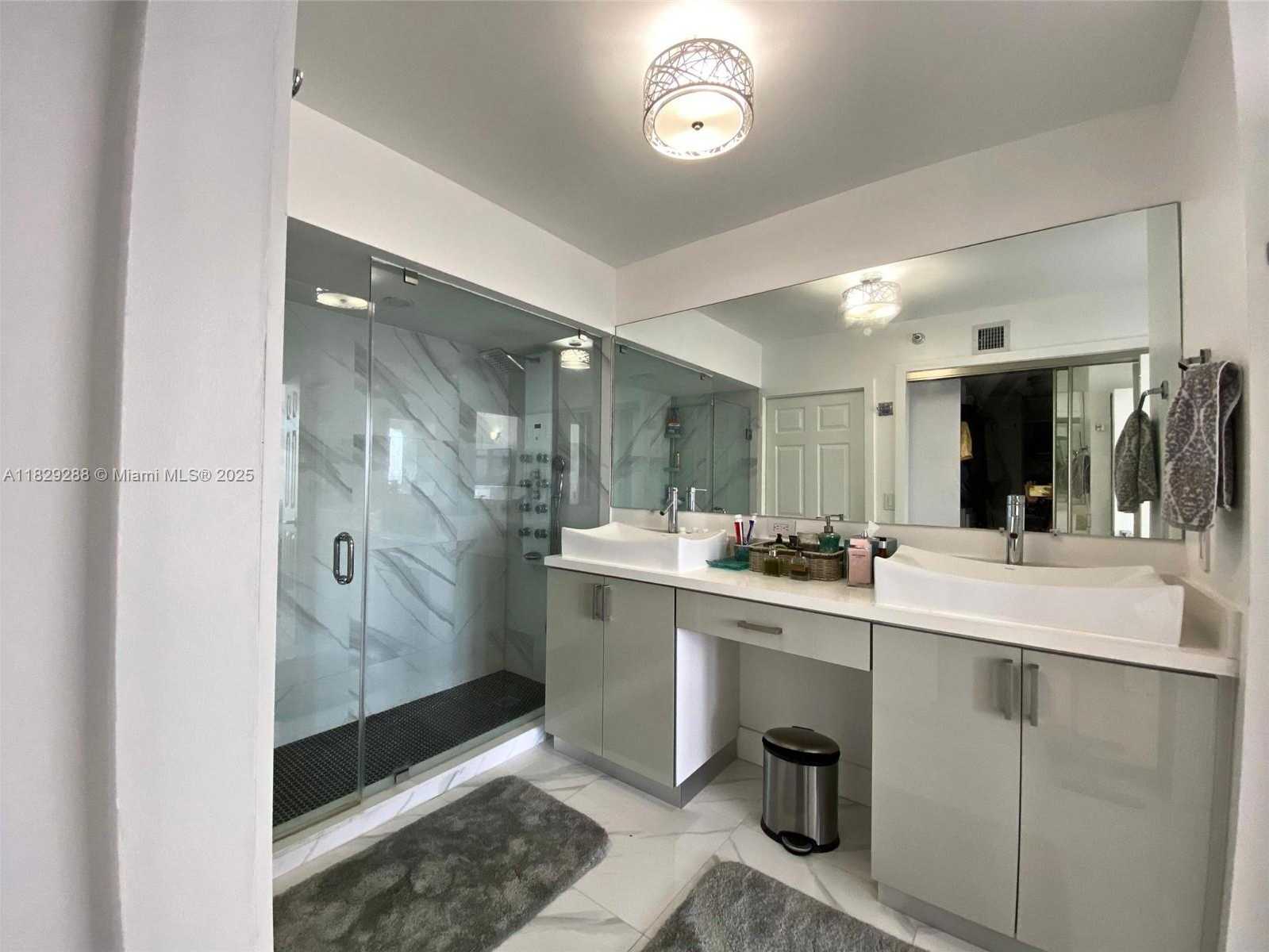 Small Image of 3530 MYSTIC POINTE DR #3014, Aventura Number 27