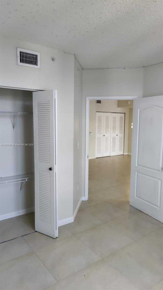 Small Image of 5085 NORTH WEST 7TH ST #TS8, Miami Number 10