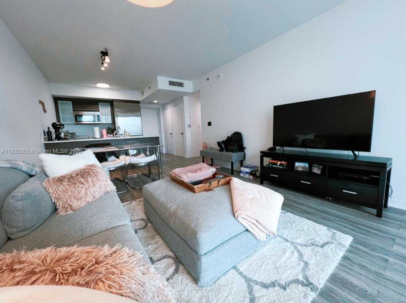 Small Image of 55 SOUTH EAST 6TH ST #2304, Miami Number 2