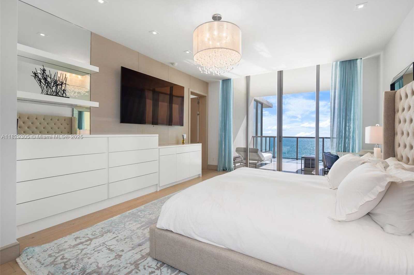 Small Image of 9703 COLLINS AVE #2607, Bal Harbour Number 3