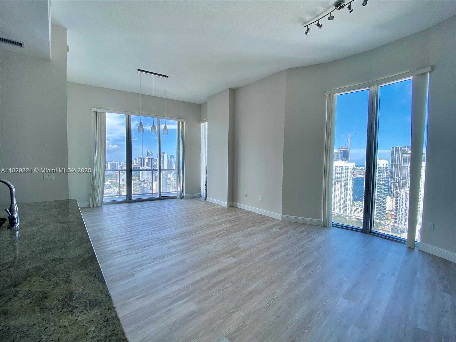 Small Image of 185 SOUTH WEST 7TH ST #4311, Miami Number 4