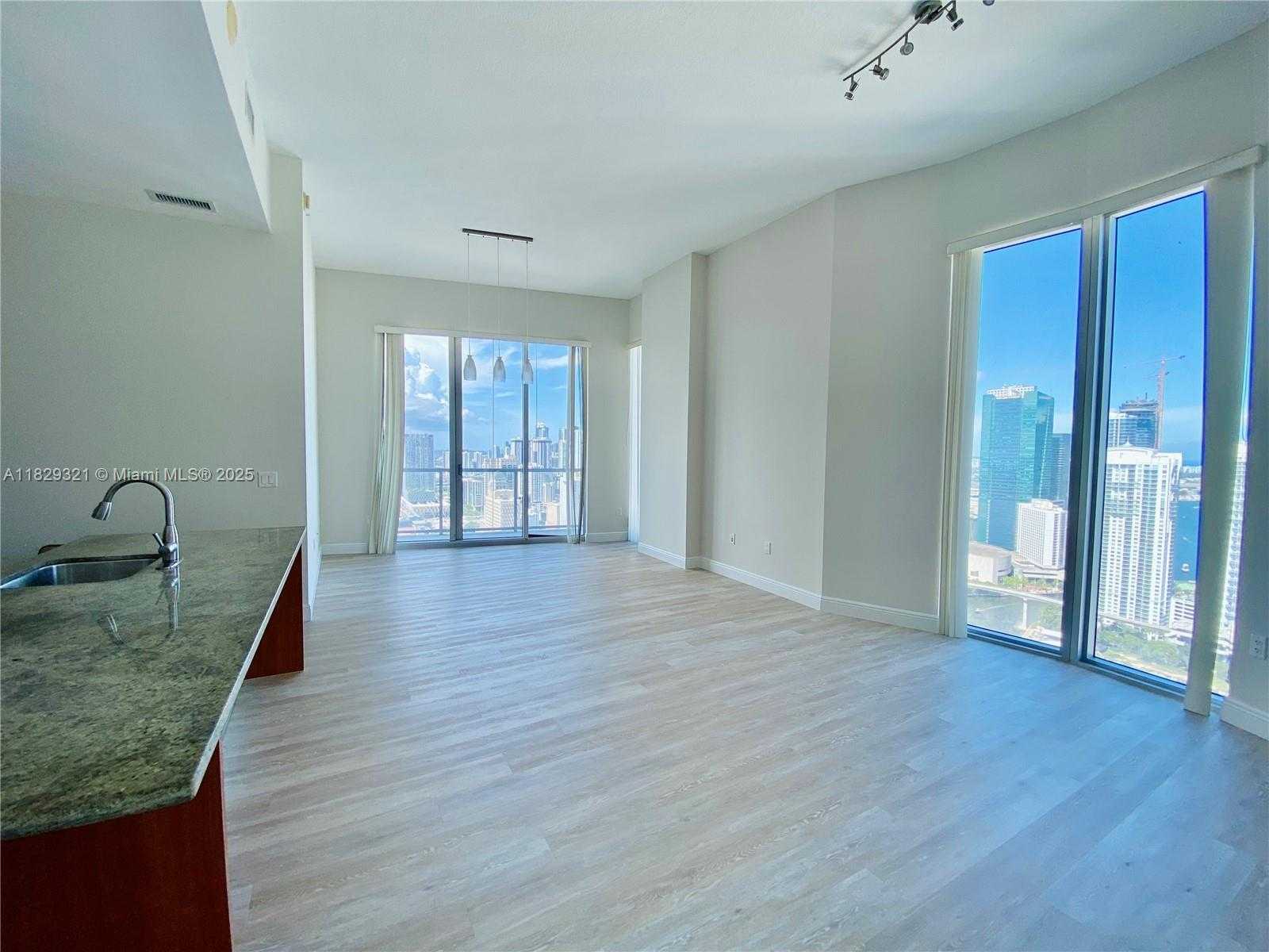 Small Image of 185 SOUTH WEST 7TH ST #4311, Miami Number 8