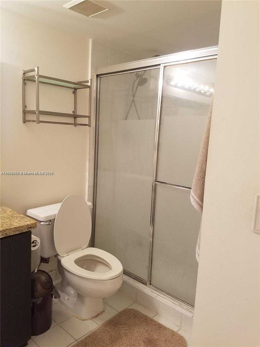 Small Image of 3300 NORTH EAST 191ST ST #1907, Aventura Number 11