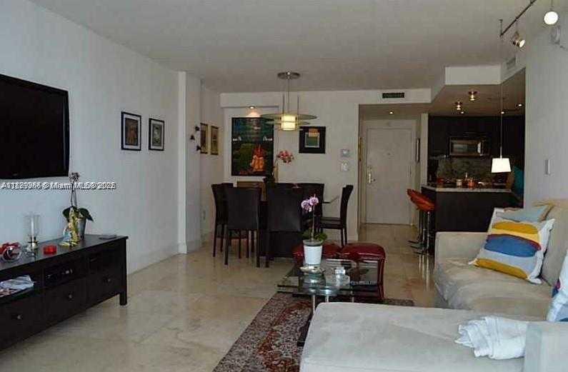 Small Image of 150 SOUTH EAST 25 RD #9B, Miami Number 12