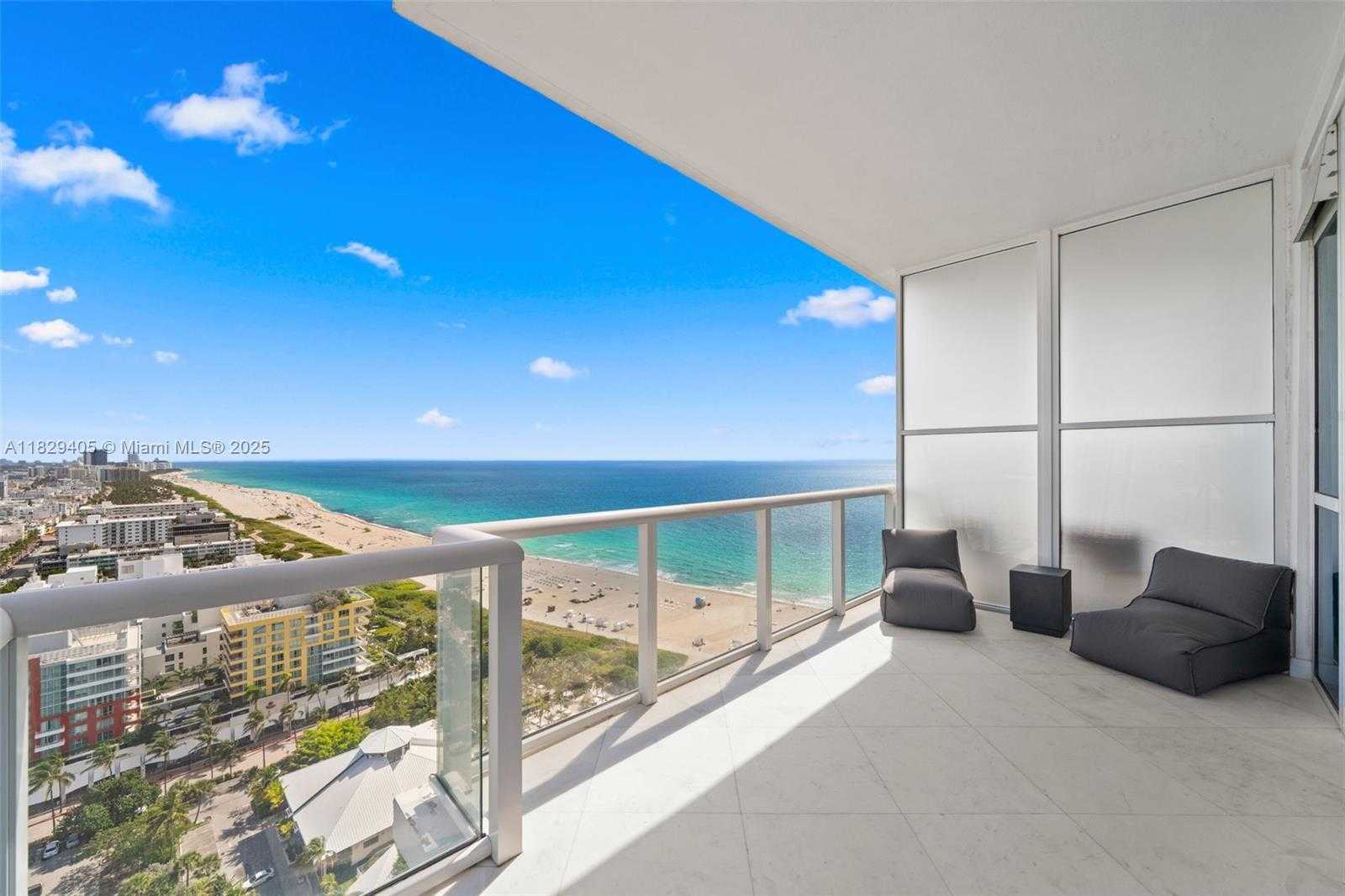 Small Image of 50 SOUTH POINTE DR #2605, Miami Beach Number 9