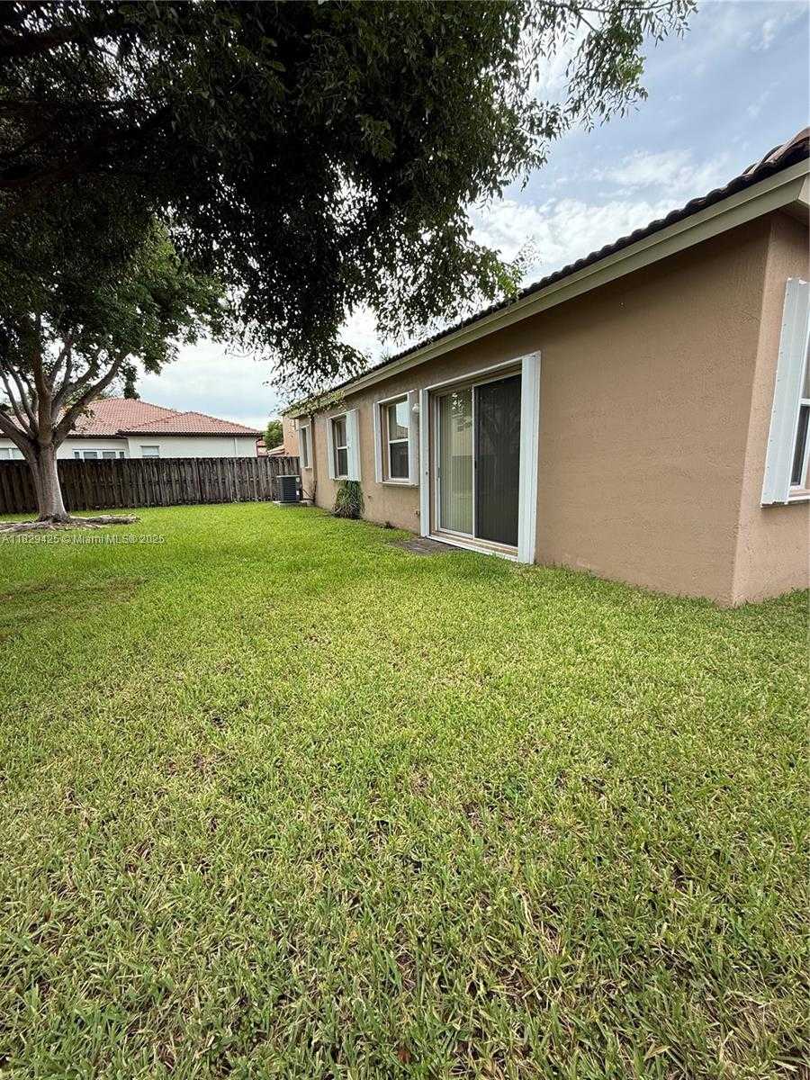 Small Image of 1924 SOUTH EAST 17 COURT #1924, Homestead Number 16