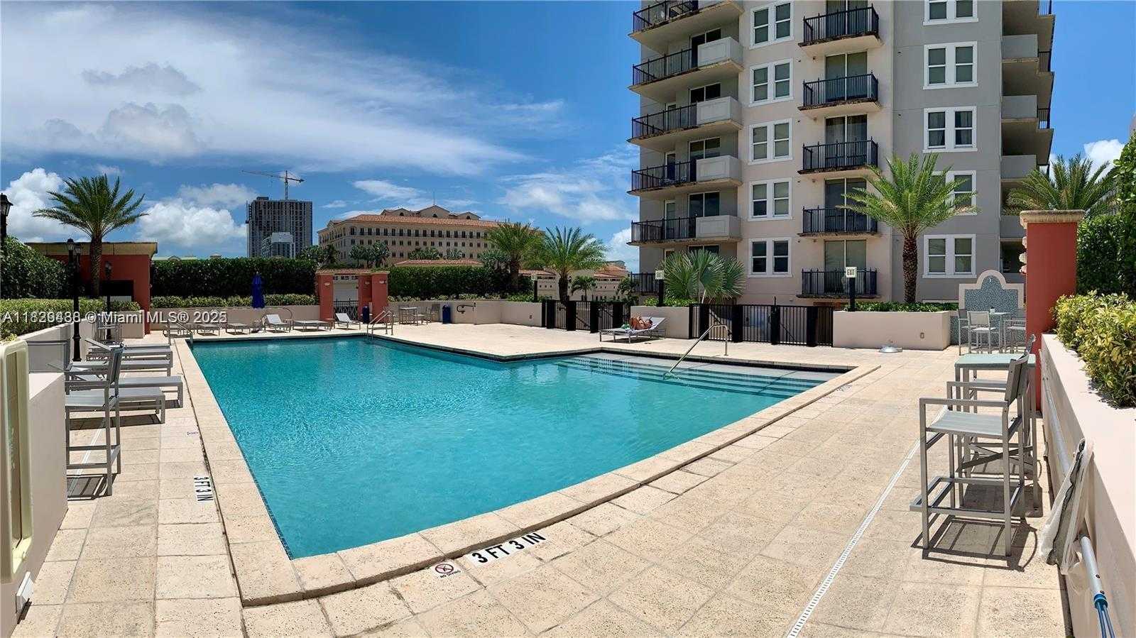 Small Image of 4100 SALZEDO ST #717, Coral Gables Number 14