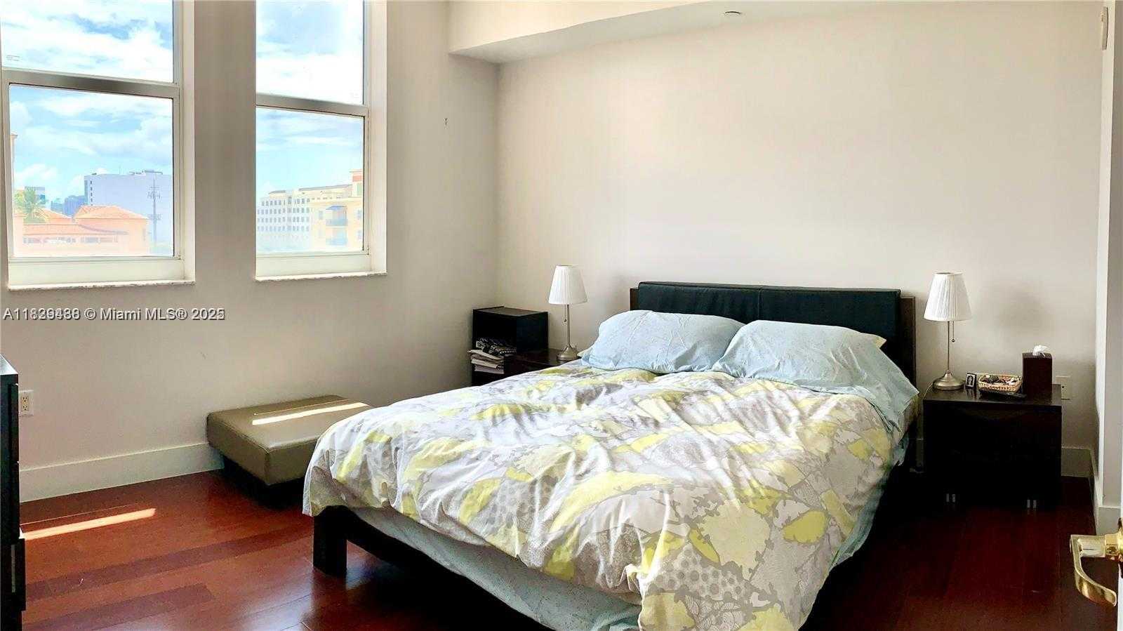 Small Image of 4100 SALZEDO ST #717, Coral Gables Number 4