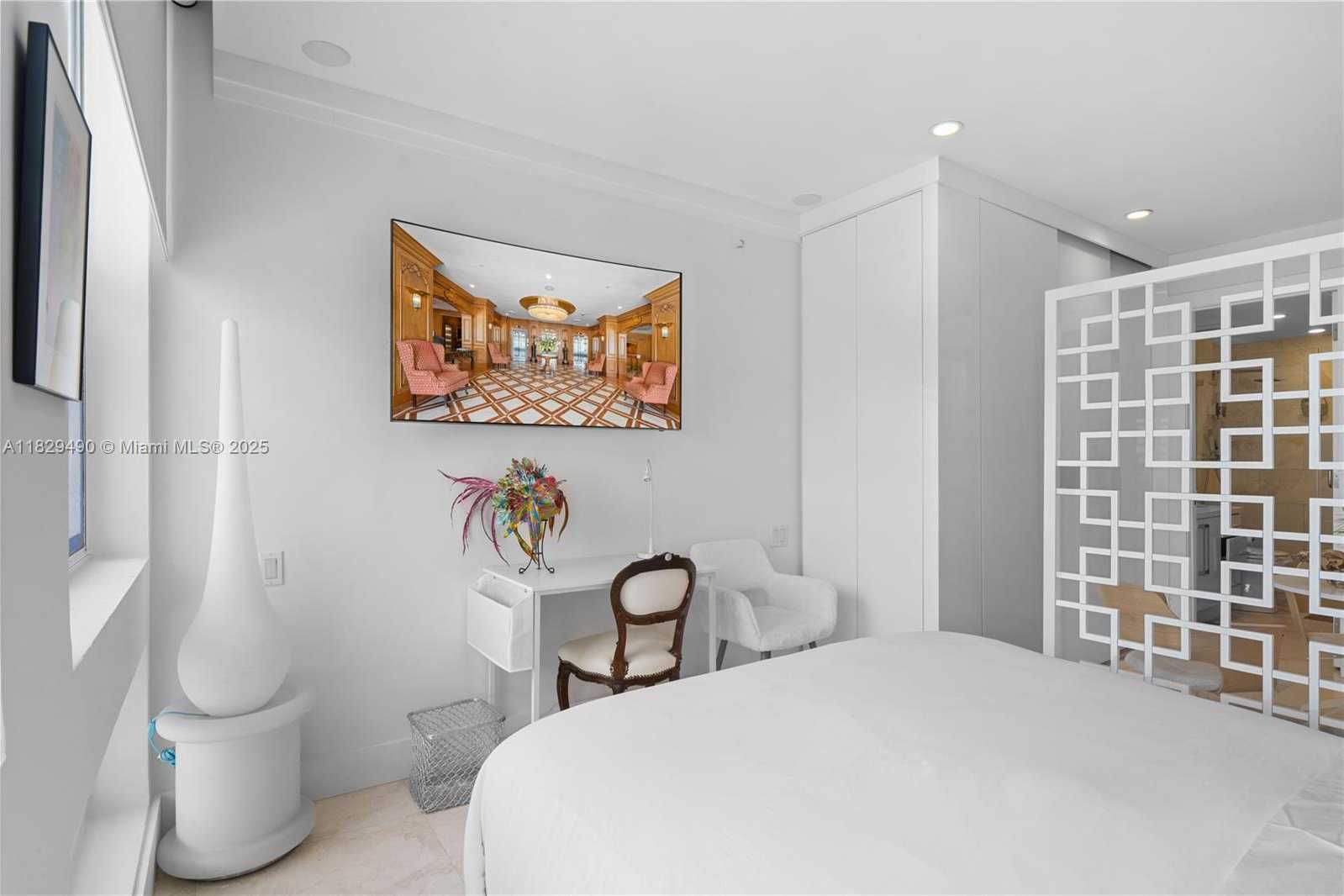 Small Image of 700 BILTMORE WAY #816, Coral Gables Number 11