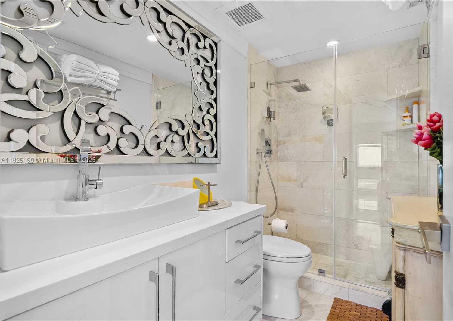 Small Image of 700 BILTMORE WAY #816, Coral Gables Number 16
