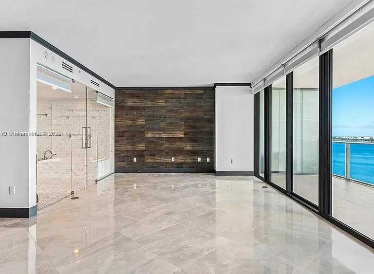 Small Image of 650 NORTH EAST 32ND ST #3003, Miami Number 4