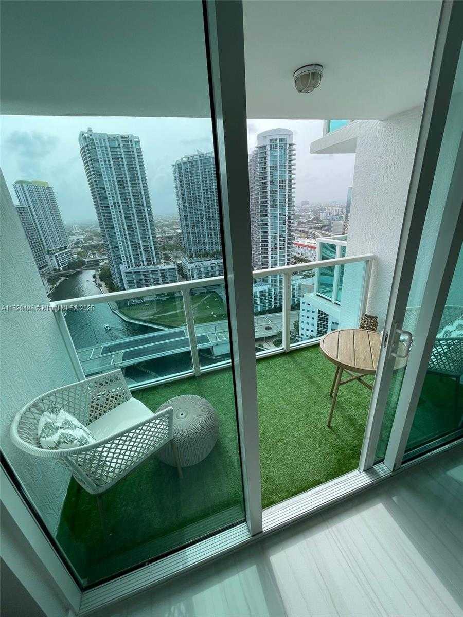 Small Image of 31 SOUTH EAST 5TH ST #3103, Miami Number 5