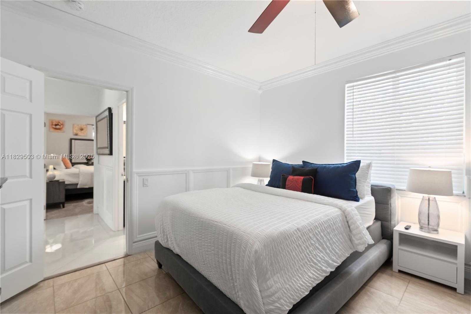 Small Image of 16601 SOUTH WEST 87TH CT #16601, Palmetto Bay Number 31