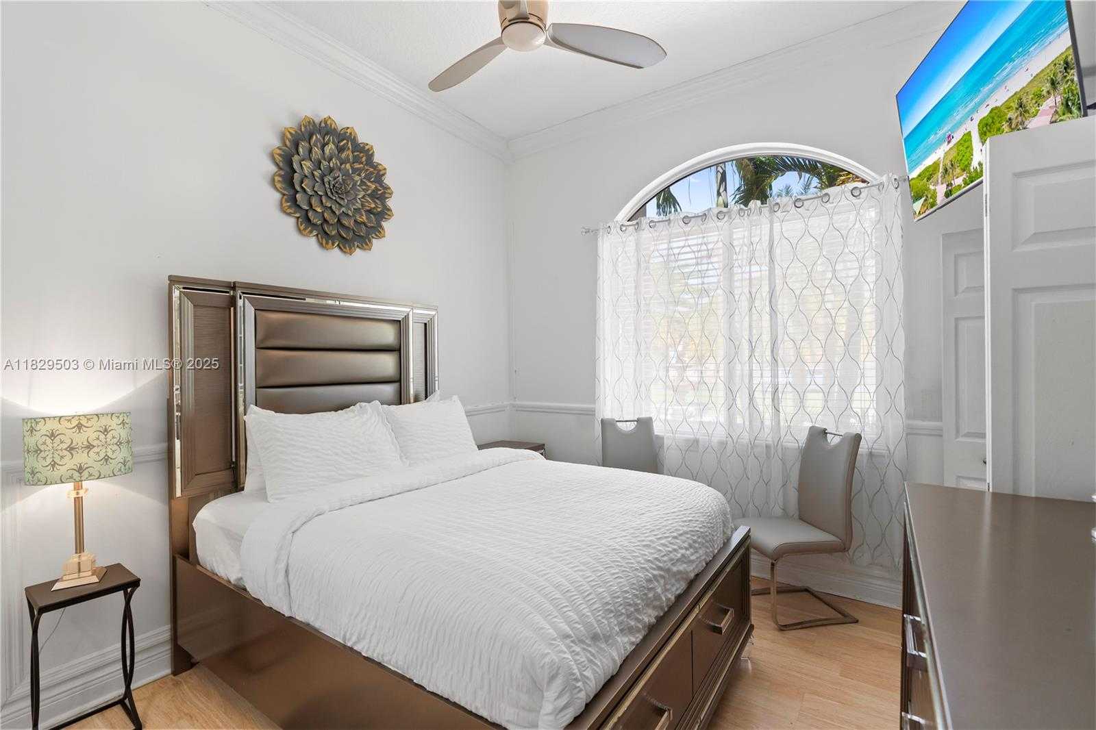Small Image of 16601 SOUTH WEST 87TH CT #16601, Palmetto Bay Number 33