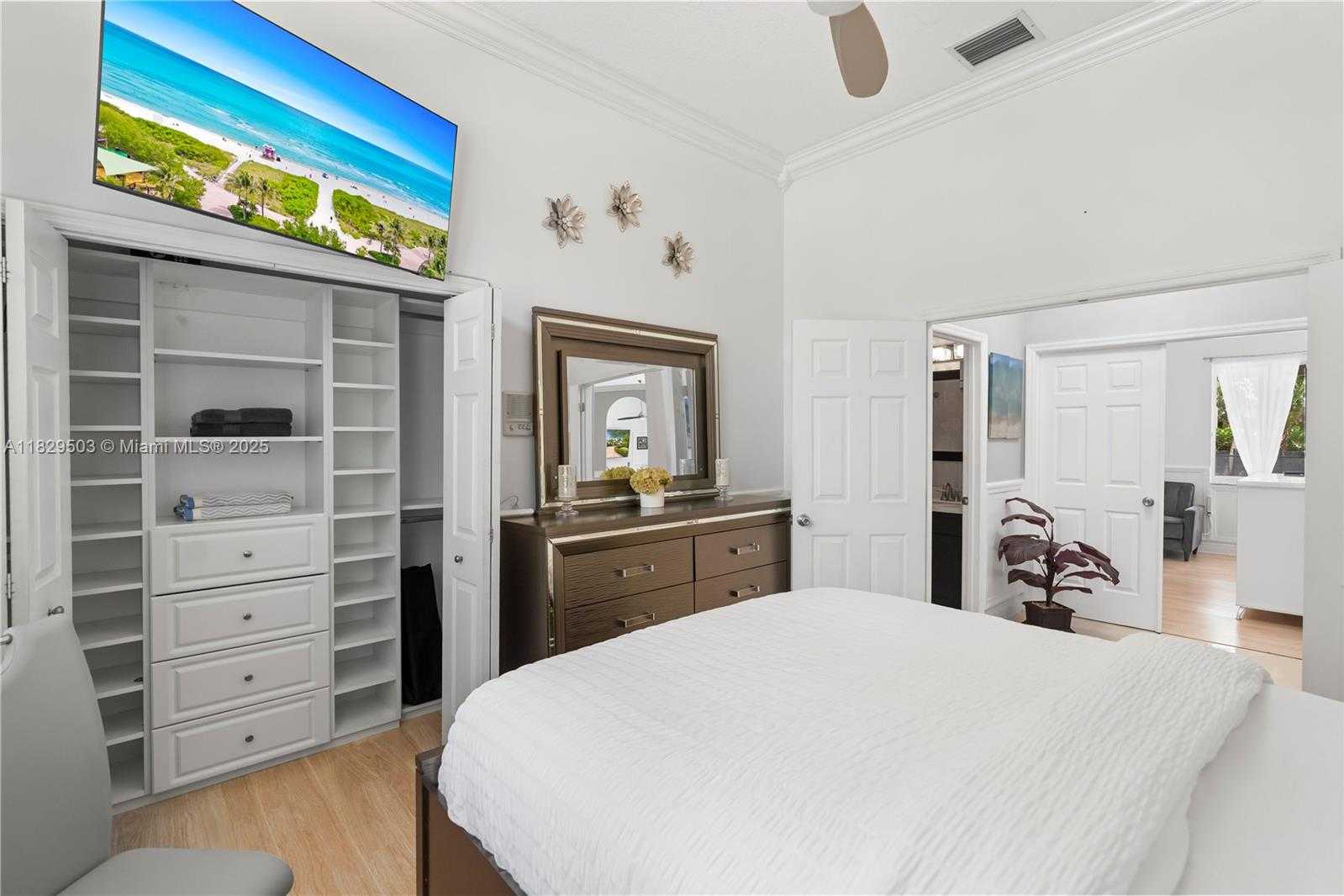 Small Image of 16601 SOUTH WEST 87TH CT #16601, Palmetto Bay Number 34