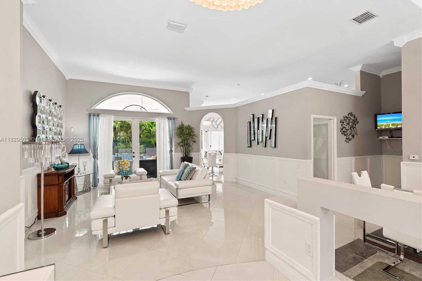 Small Image of 16601 SOUTH WEST 87TH CT #16601, Palmetto Bay Number 8