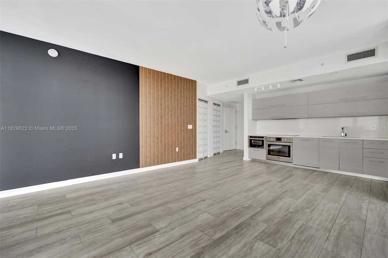 Small Image of 55 SOUTH WEST 9TH ST #3908, Miami Number 15