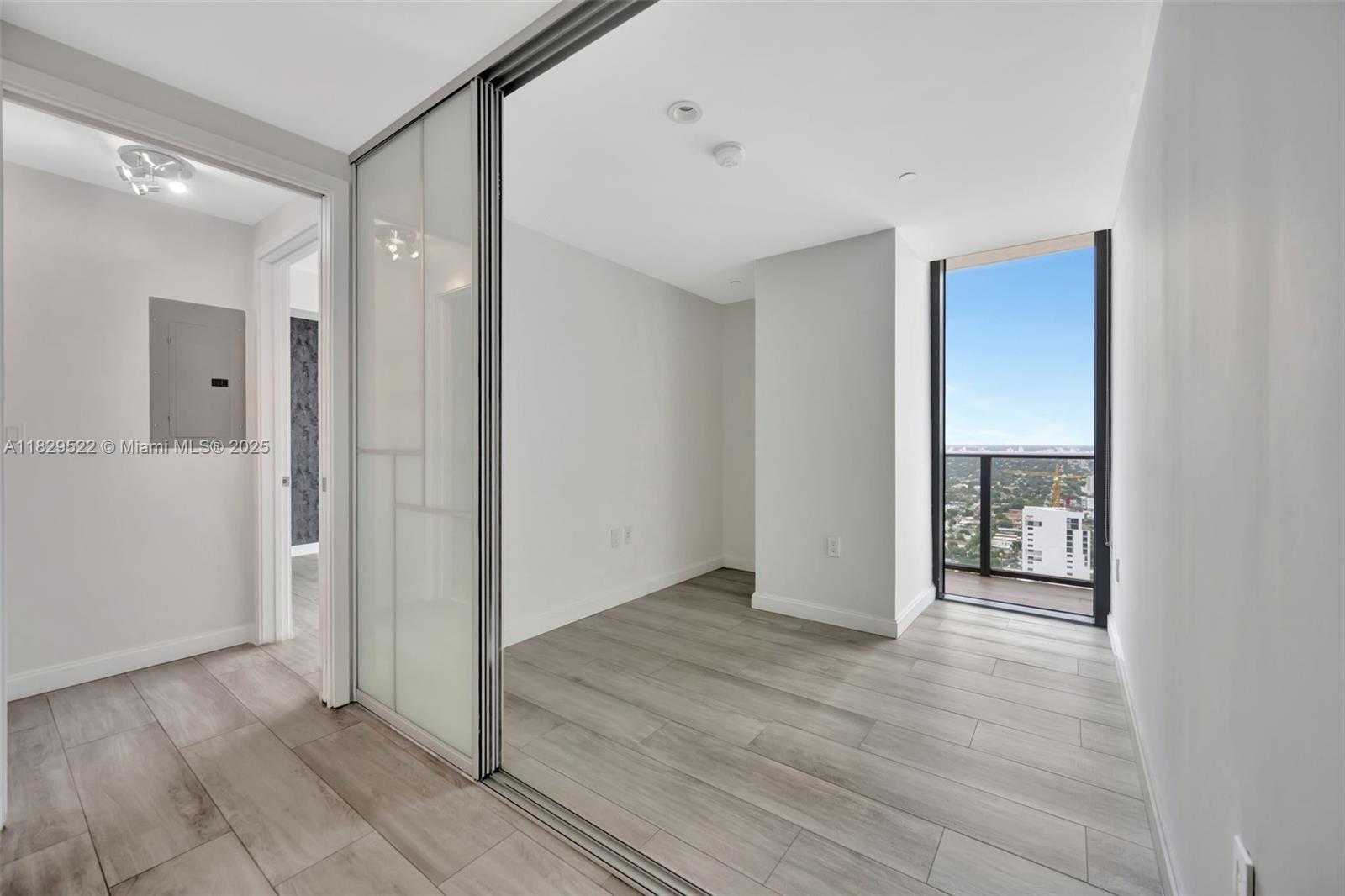 Small Image of 55 SOUTH WEST 9TH ST #3908, Miami Number 19