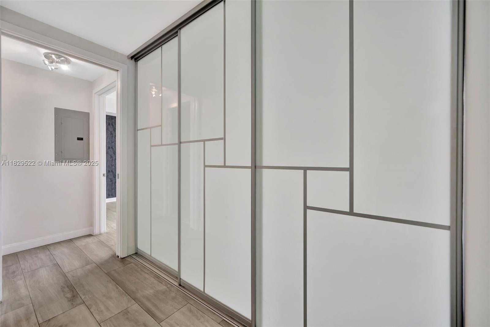Small Image of 55 SOUTH WEST 9TH ST #3908, Miami Number 21
