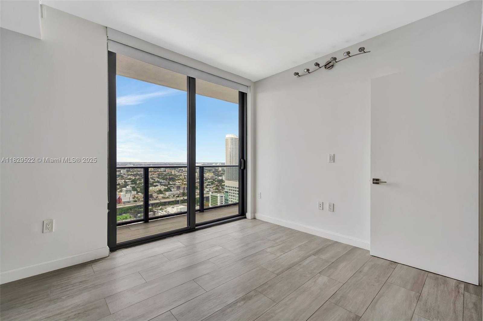 Small Image of 55 SOUTH WEST 9TH ST #3908, Miami Number 26