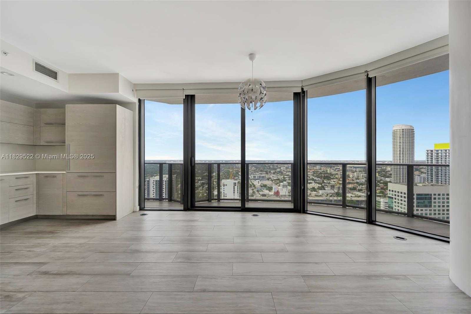 Small Image of 55 SOUTH WEST 9TH ST #3908, Miami Number 3