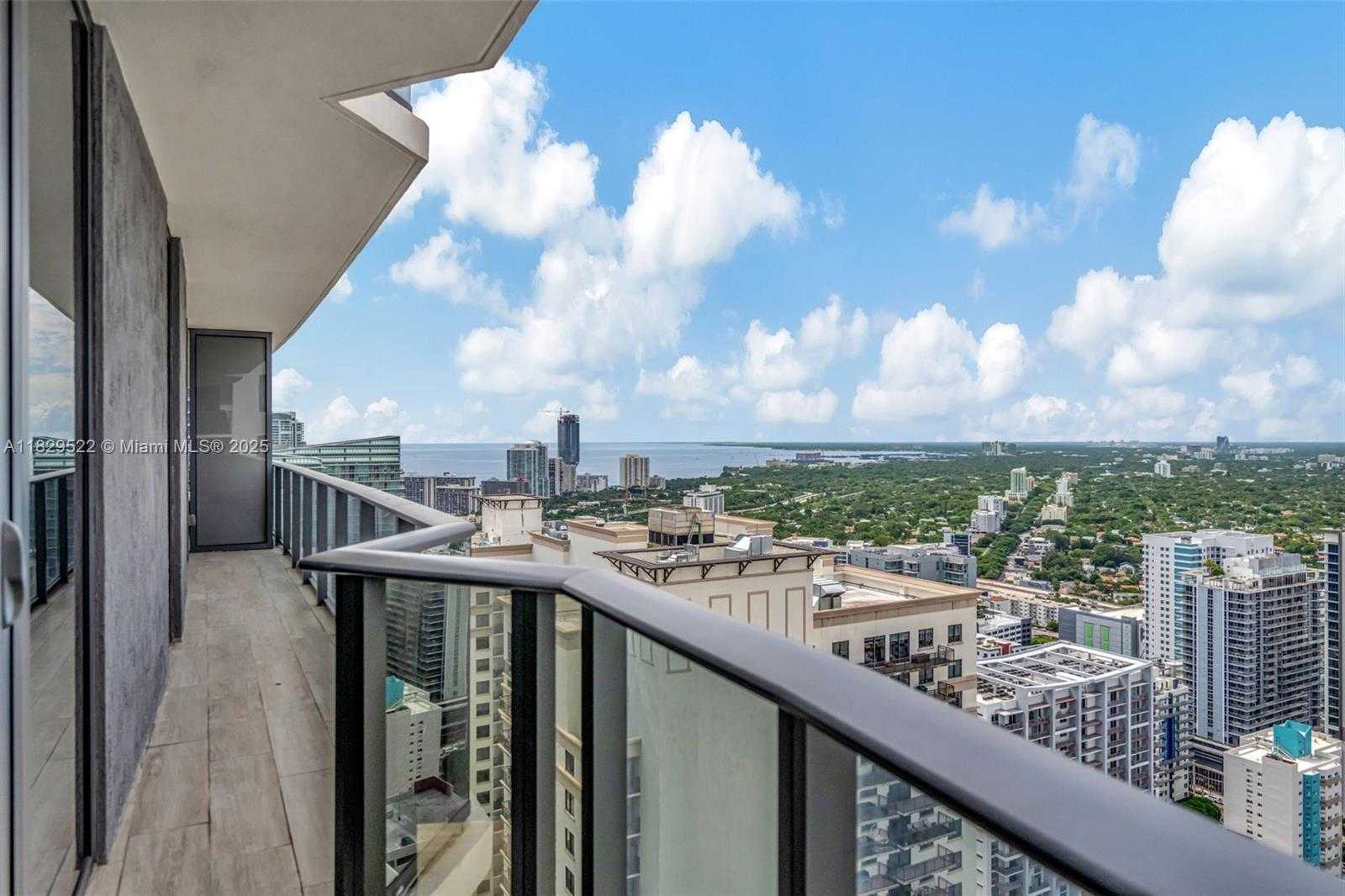 Small Image of 55 SOUTH WEST 9TH ST #3908, Miami Number 31